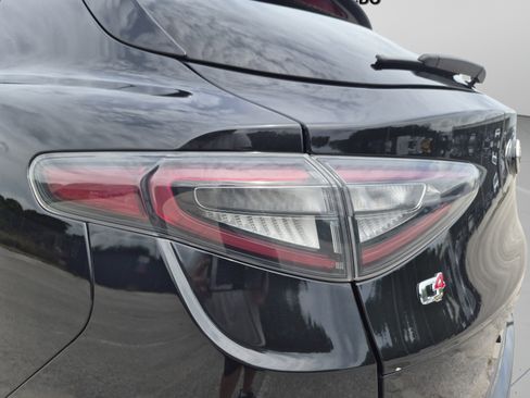 Used 2024 Alfa Romeo Stelvio Veloce AWD/4WD image 69