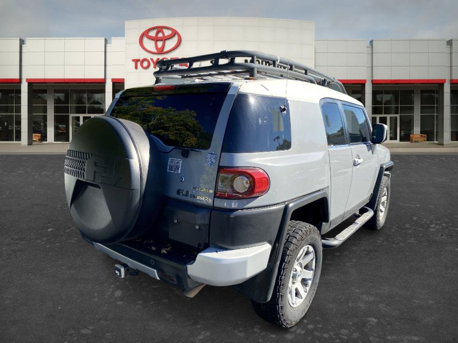 Used 2014 Toyota FJ Cruiser 4WD w/ Upgrade Package image 7