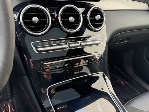 Used 2020 Mercedes-Benz GLC 43 AMG 4MATIC image 22