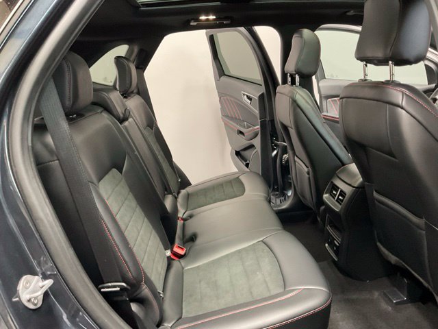 Used 2024 Ford Edge ST-Line AWD/4WD image 26
