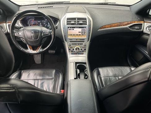 Used 2019 Lincoln MKZ Reserve image 4