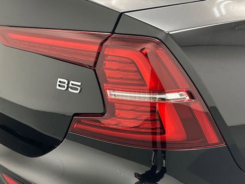 Used 2024 Volvo S60 B5 Plus w/ Climate Package image 24