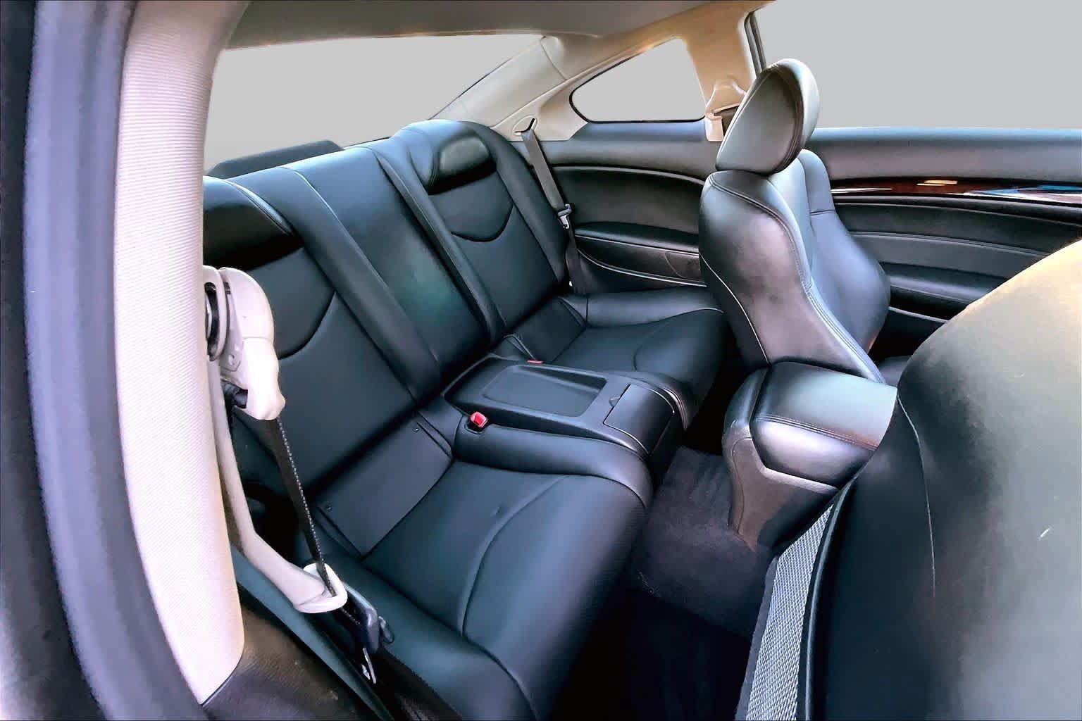 Used 2015 INFINITI Q60 AWD Coupe w/ Premium Package image 19