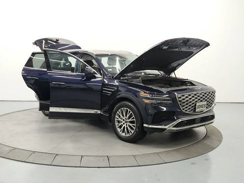 Used 2025 Genesis GV80 2.5T Standard AWD/4WD image 10