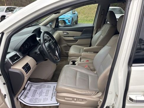 Used 2015 Honda Odyssey Touring Elite image 13