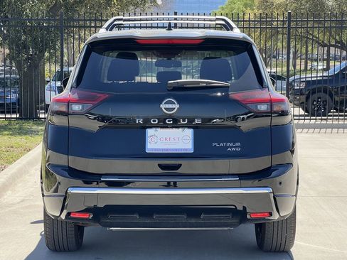 Certified 2025 Nissan Rogue Platinum image 5