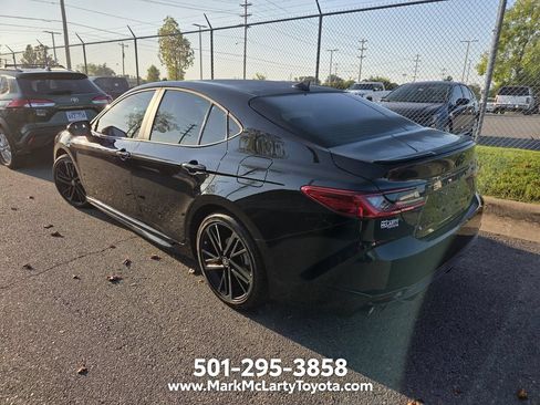 Used 2026 Toyota Camry XSE FWD image 5