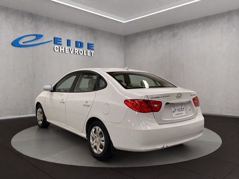 Used 2010 Hyundai Elantra GLS FWD image 10