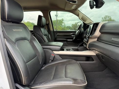 Used 2019 RAM 1500 Laramie image 22