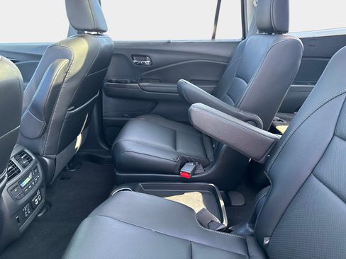 Used 2022 Honda Pilot Elite image 15