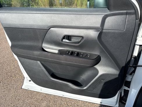 Used 2026 Nissan Kicks S FWD image 10