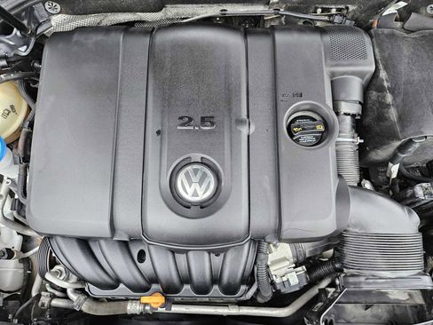 Used 2013 Volkswagen Passat 2.5 SE image 27