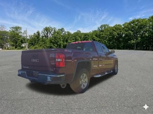 Used 2017 GMC Sierra 1500 SLE w/ SLE Value Package AWD/4WD image 5