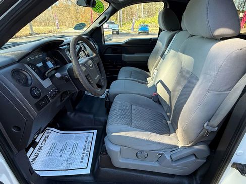 Used 2011 Ford F150 XL w/ Trailer Tow Pkg image 6