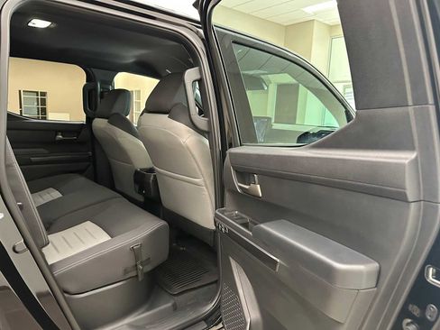 Certified 2025 Toyota Tacoma TRD Sport AWD/4WD image 25