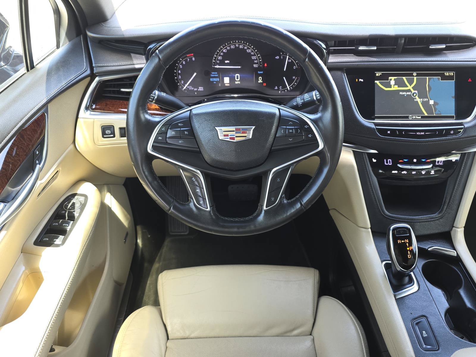 Used 2017 Cadillac XT5 Luxury w/ Driver Awareness Package FWD image 15