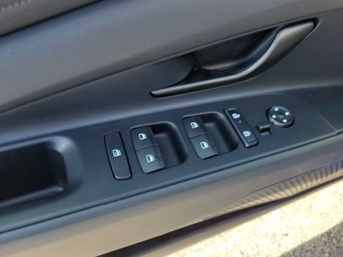 Certified 2026 Hyundai Elantra Sport FWD image 14