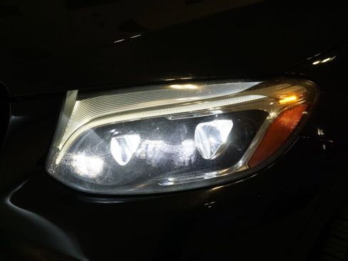 Used 2016 Mercedes-Benz GLC 300 4MATIC image 30