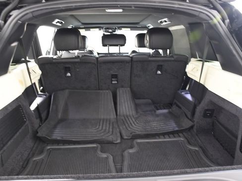 Used 2024 Land Rover Range Rover Long Wheelbase SE AWD/4WD image 23