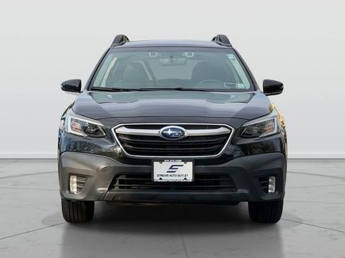 Used 2020 Subaru Outback Premium AWD/4WD image 3
