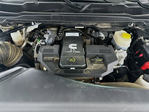 Used 2023 RAM 3500 Tradesman image 33