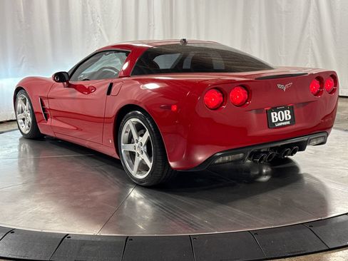 Used 2005 Chevrolet Corvette Coupe w/ Preferred Equipment Group RWD image 22
