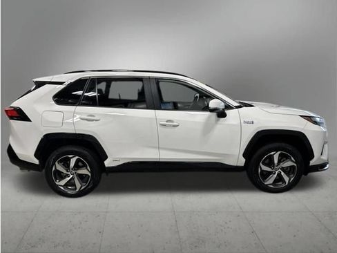 Used 2023 Toyota RAV4 SE w/ Weather & Moonroof Package AWD/4WD image 6