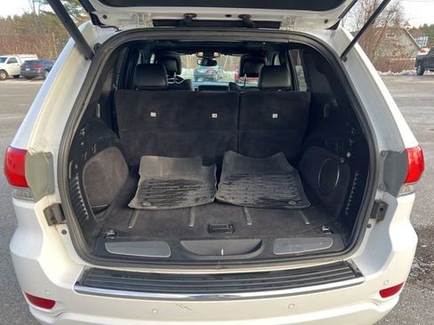 Used 2017 Jeep Grand Cherokee Overland image 17