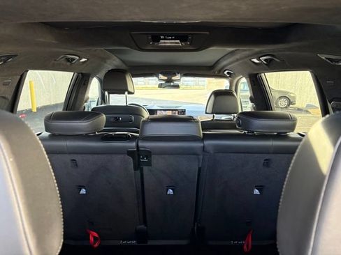 Used 2024 BMW X7 M60i w/ Executive Package AWD/4WD image 36