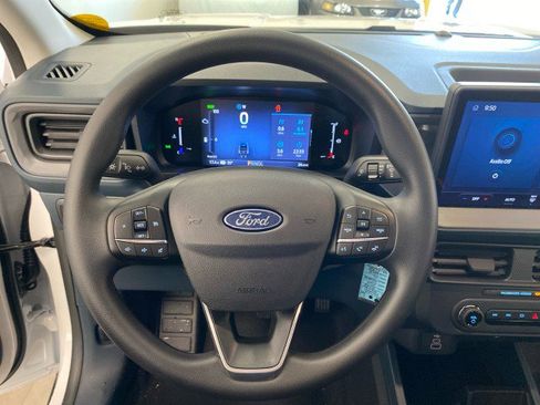 New 2025 Ford Maverick XL image 16