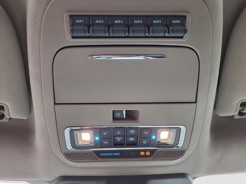 Used 2025 Ford F450 Platinum w/ Platinum Plus Package image 28