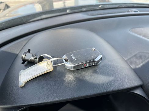 Used 2025 Kia Soul LX w/ LX Technology Package image 20