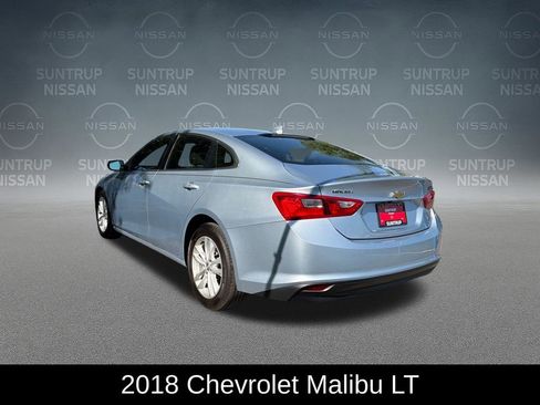 Used 2018 Chevrolet Malibu LT FWD image 3