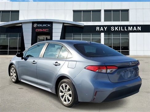 Used 2024 Toyota Corolla LE image 4