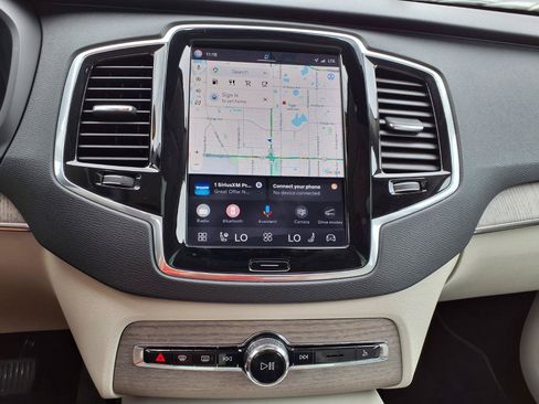 Certified 2023 Volvo XC90 B6 Plus AWD/4WD image 27