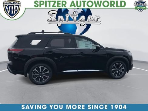 New 2026 Nissan Pathfinder Platinum w/ Cargo Package AWD/4WD image 10