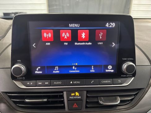 Used 2023 Nissan Altima 2.5 SV image 10
