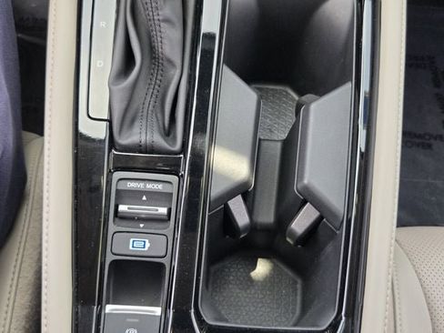 Used 2025 Honda Accord Touring image 18