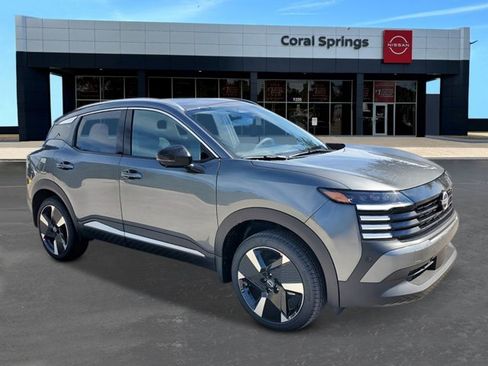 New 2026 Nissan Kicks SR image 7