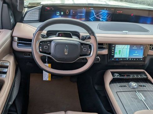 New 2026 Lincoln Navigator L Black Label AWD/4WD image 14