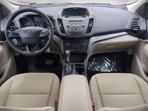 Used 2017 Ford Escape SE FWD image 15