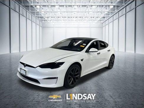 Used 2021 Tesla Model S Plaid image 1