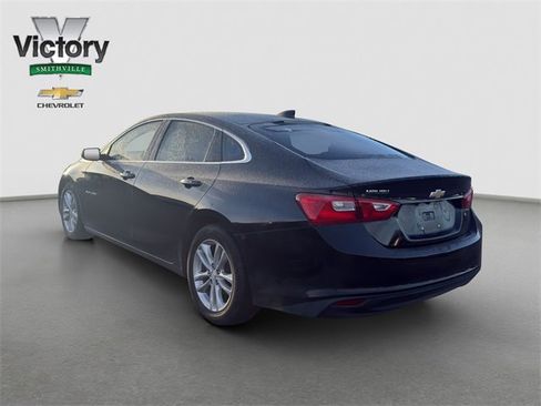 Used 2016 Chevrolet Malibu LT w/ Leather Package image 4