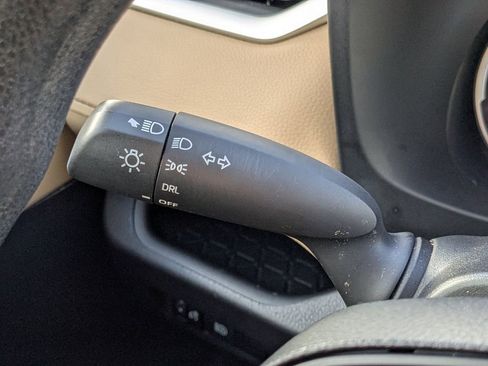 Used 2025 Toyota RAV4 LE image 25