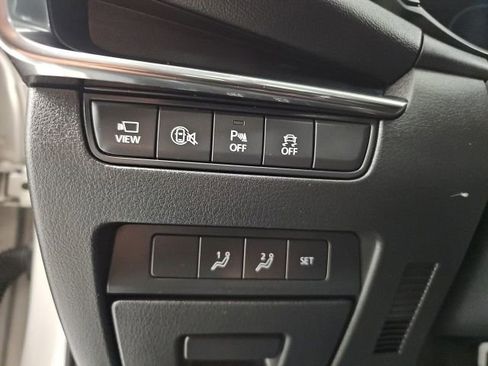 Used 2024 MAZDA MAZDA3 Hatchback w/Premium Plus Pkg image 16