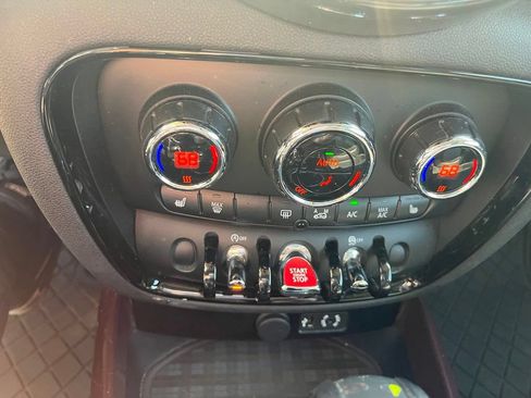 Used 2017 MINI Cooper Clubman S AWD/4WD image 12