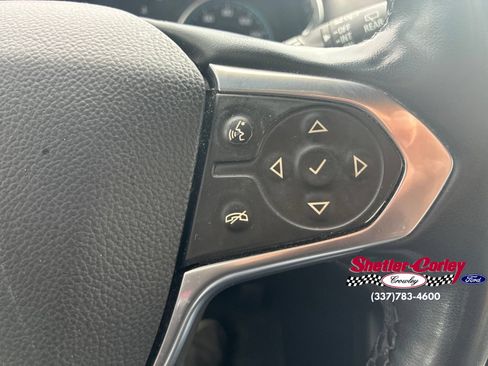 Used 2023 Chevrolet Traverse RS FWD image 21