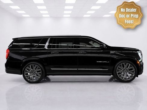 Used 2026 GMC Yukon XL Denali Ultimate AWD/4WD image 3