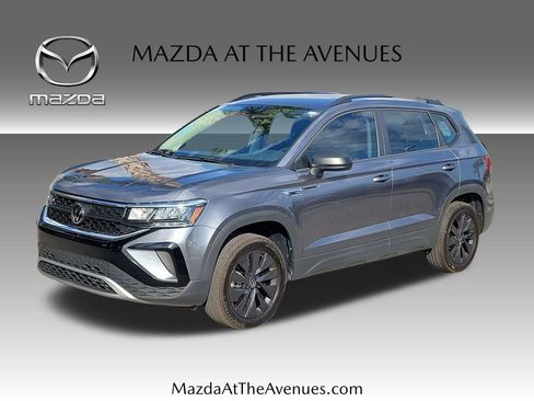 Used 2024 Volkswagen Taos S FWD image 1