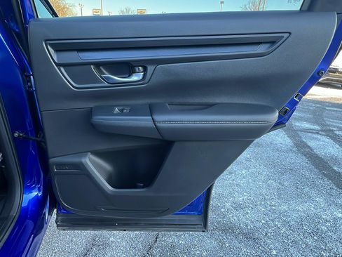 Used 2023 Honda CR-V EX image 14